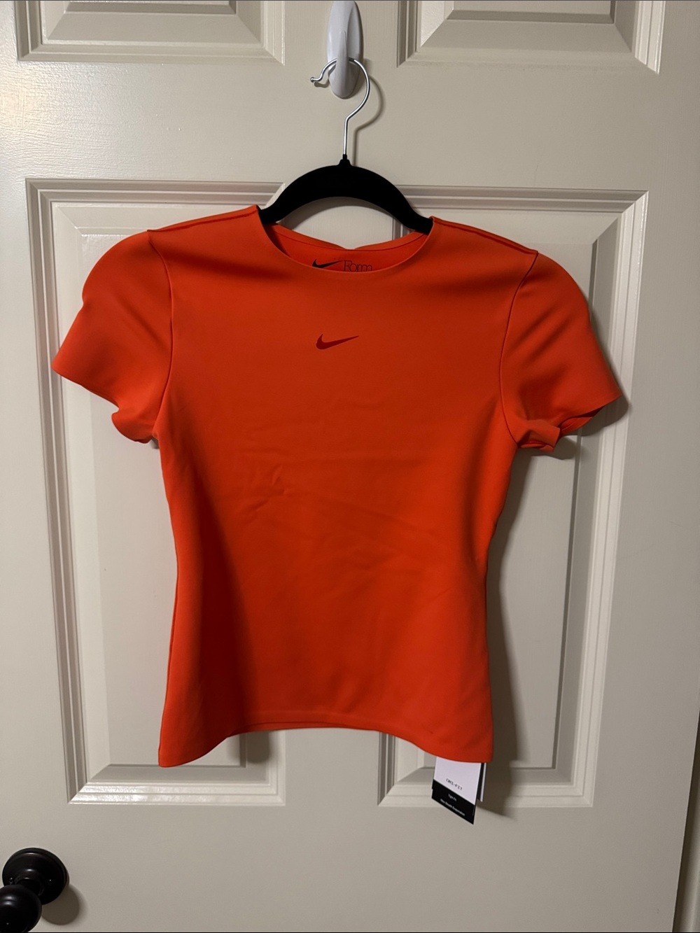 Nike Women’s Bright Orange Short-Sleeve Athletic Tee